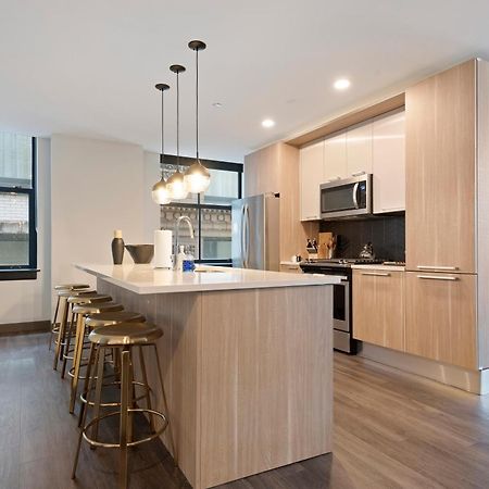 Experience Downtown Chicago At Millennium - Luxury Apartments In The Loop 외부 사진