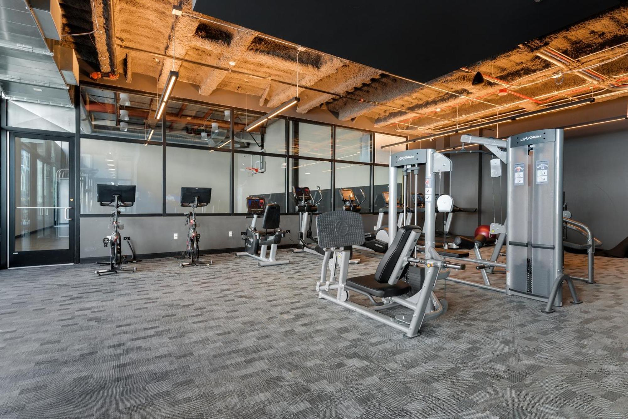 Experience Downtown Chicago At Millennium - Luxury Apartments In The Loop 외부 사진