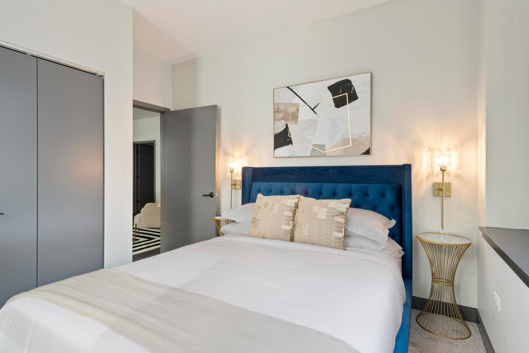 Experience Downtown Chicago At Millennium - Luxury Apartments In The Loop 외부 사진