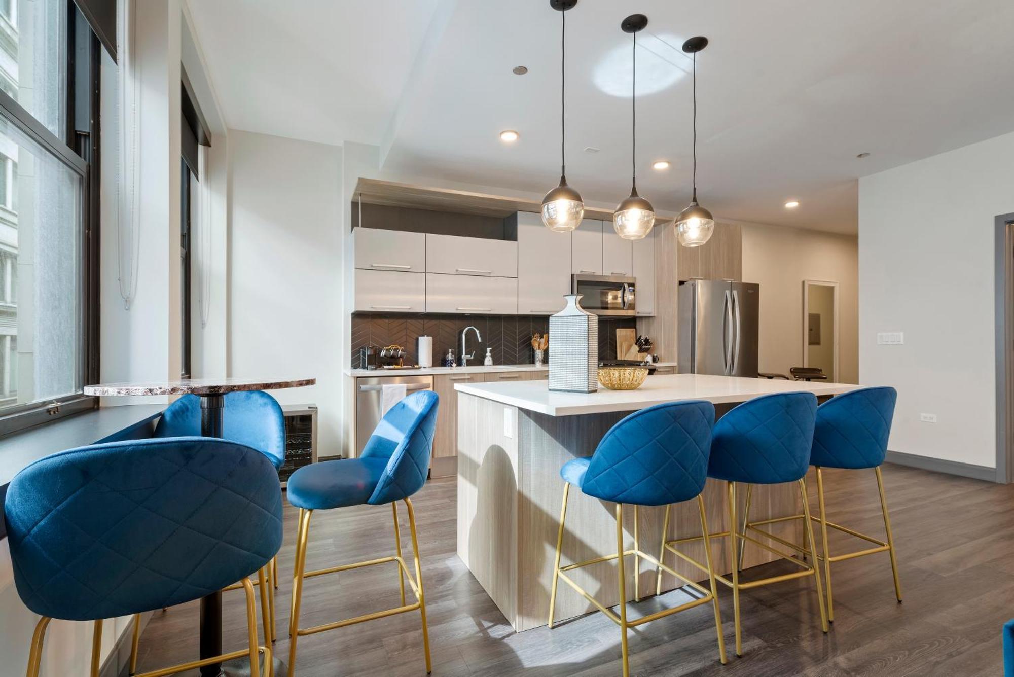 Experience Downtown Chicago At Millennium - Luxury Apartments In The Loop 외부 사진