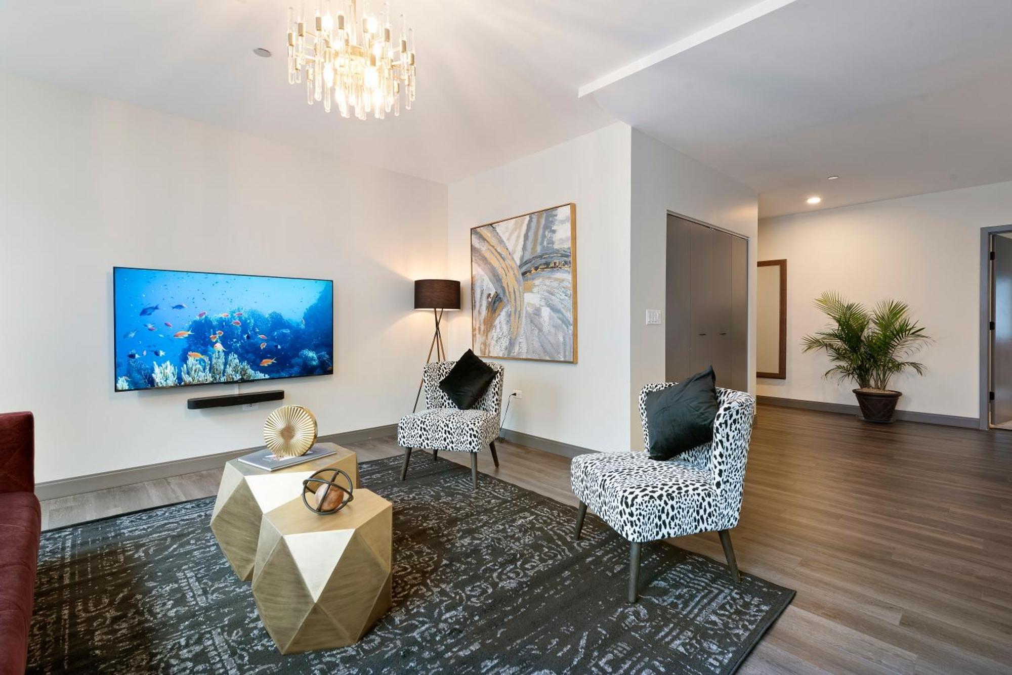 Experience Downtown Chicago At Millennium - Luxury Apartments In The Loop 외부 사진