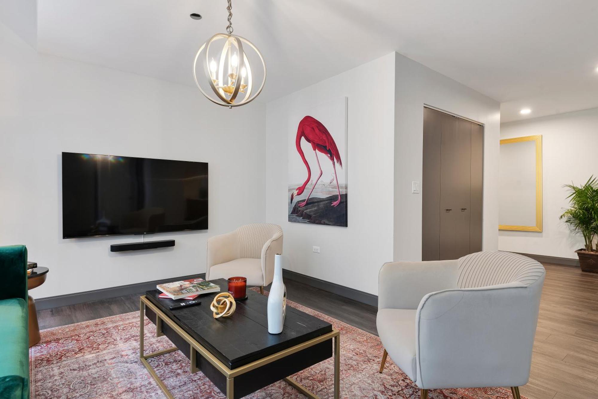 Experience Downtown Chicago At Millennium - Luxury Apartments In The Loop 외부 사진