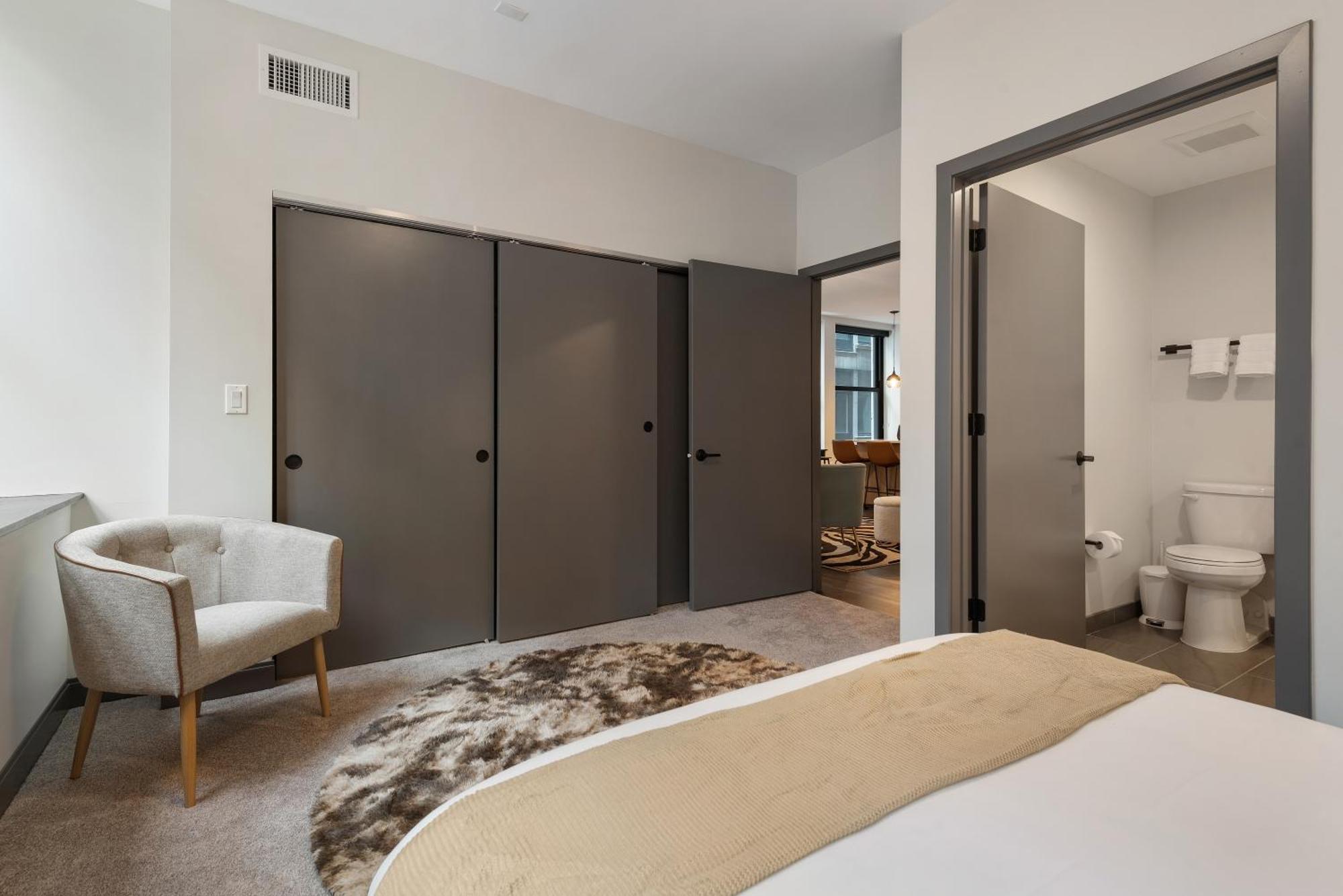 Experience Downtown Chicago At Millennium - Luxury Apartments In The Loop 외부 사진
