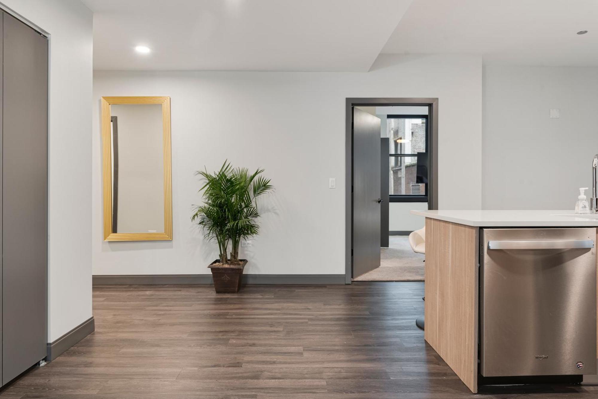 Experience Downtown Chicago At Millennium - Luxury Apartments In The Loop 외부 사진