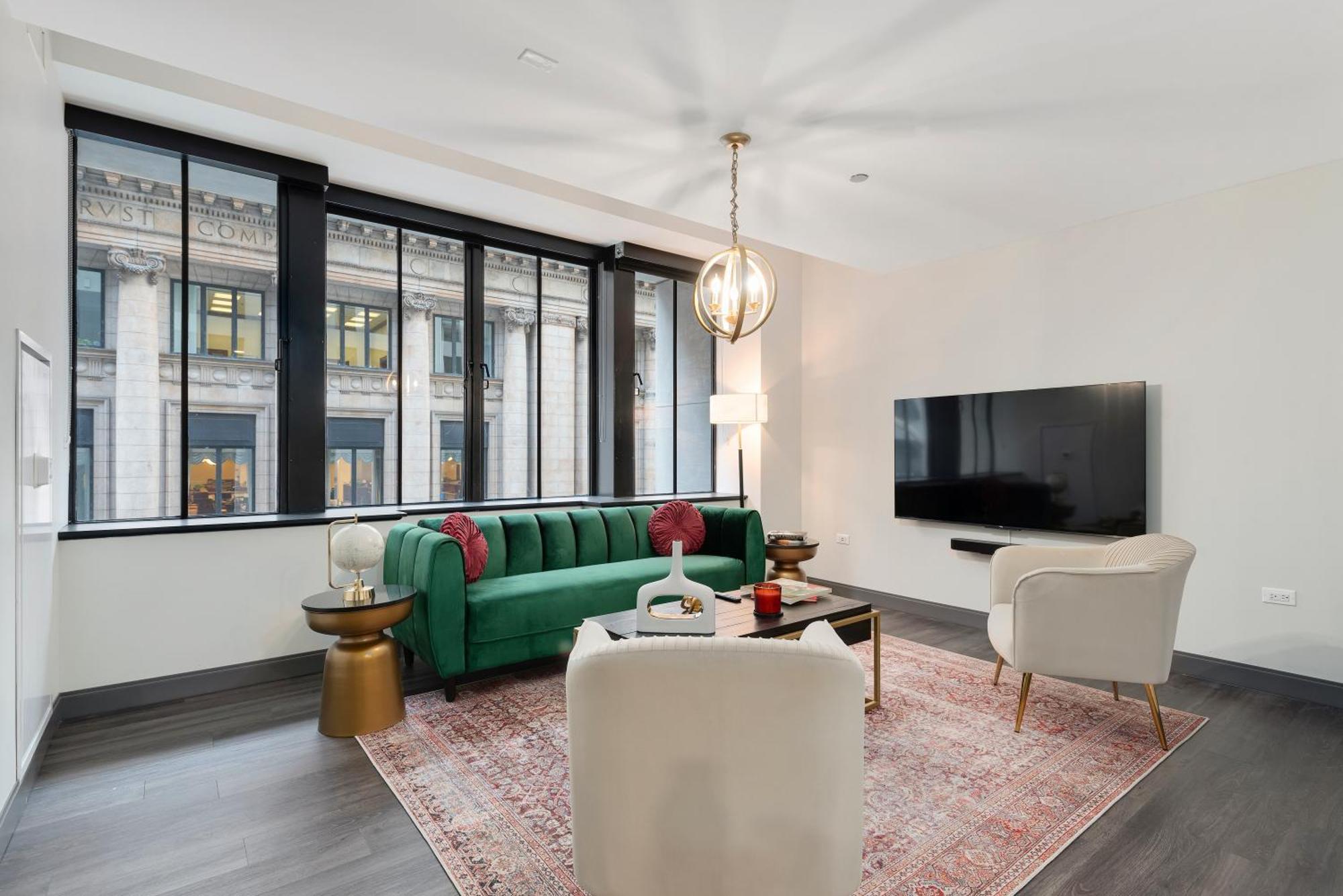 Experience Downtown Chicago At Millennium - Luxury Apartments In The Loop 외부 사진