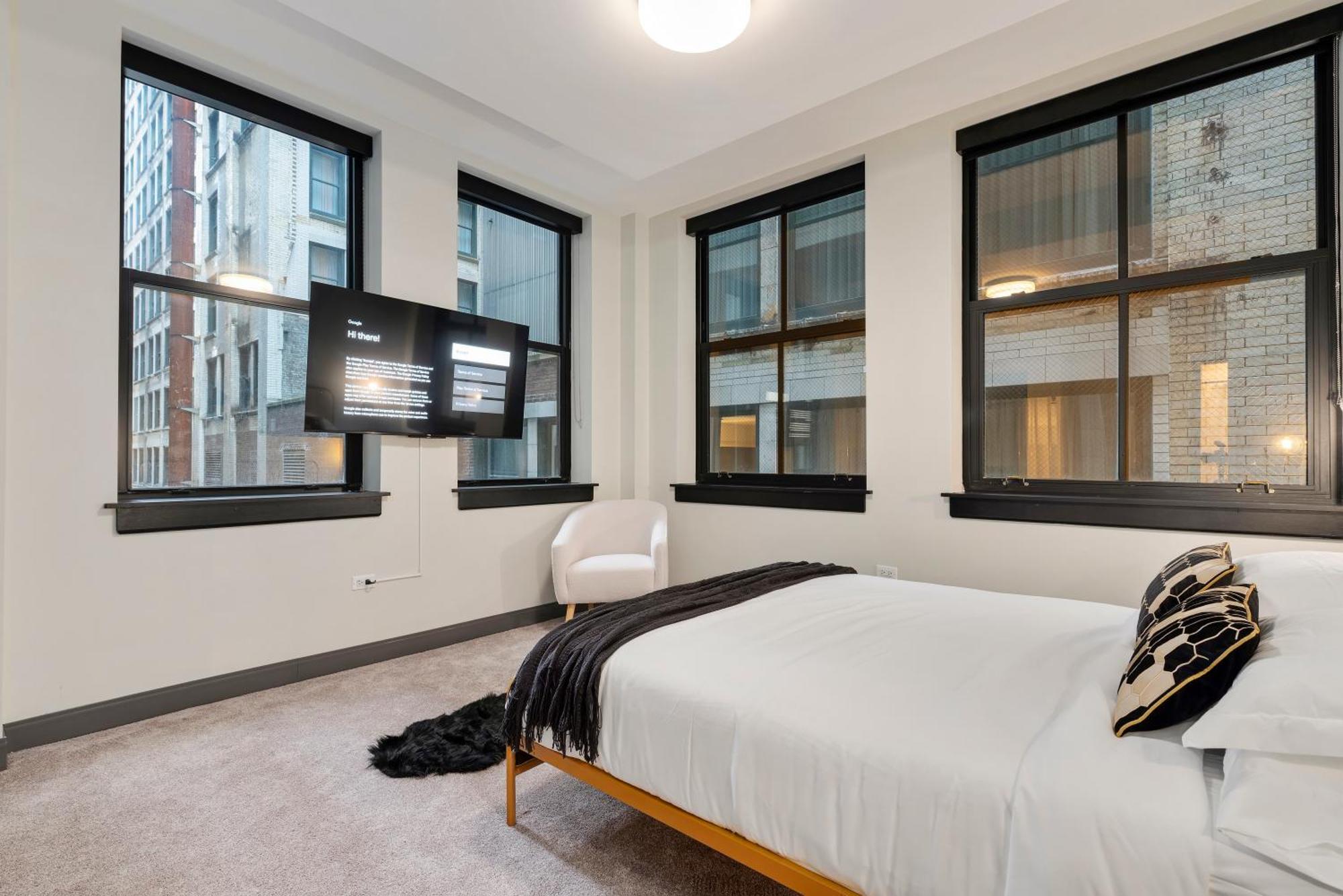 Experience Downtown Chicago At Millennium - Luxury Apartments In The Loop 외부 사진